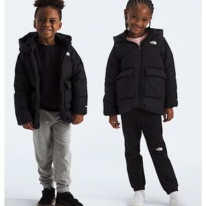 THE NORTH FACE Kids' North Down Fleece-Lined Parka size 5 in black $130